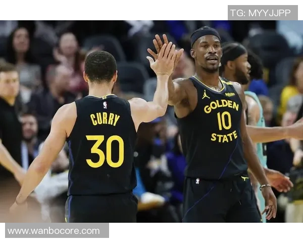 勇士官方宣布吉米巴特勒因左膝酸痛缺席本场比赛将不再回归