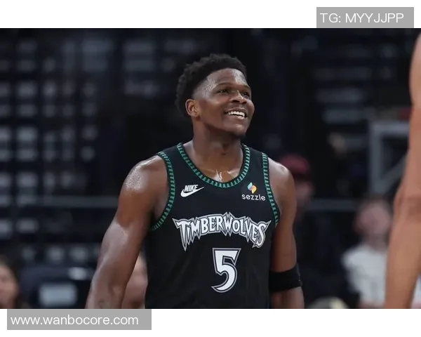 爱德华兹火力全开27投15中砍下38分助球队逆转胜利